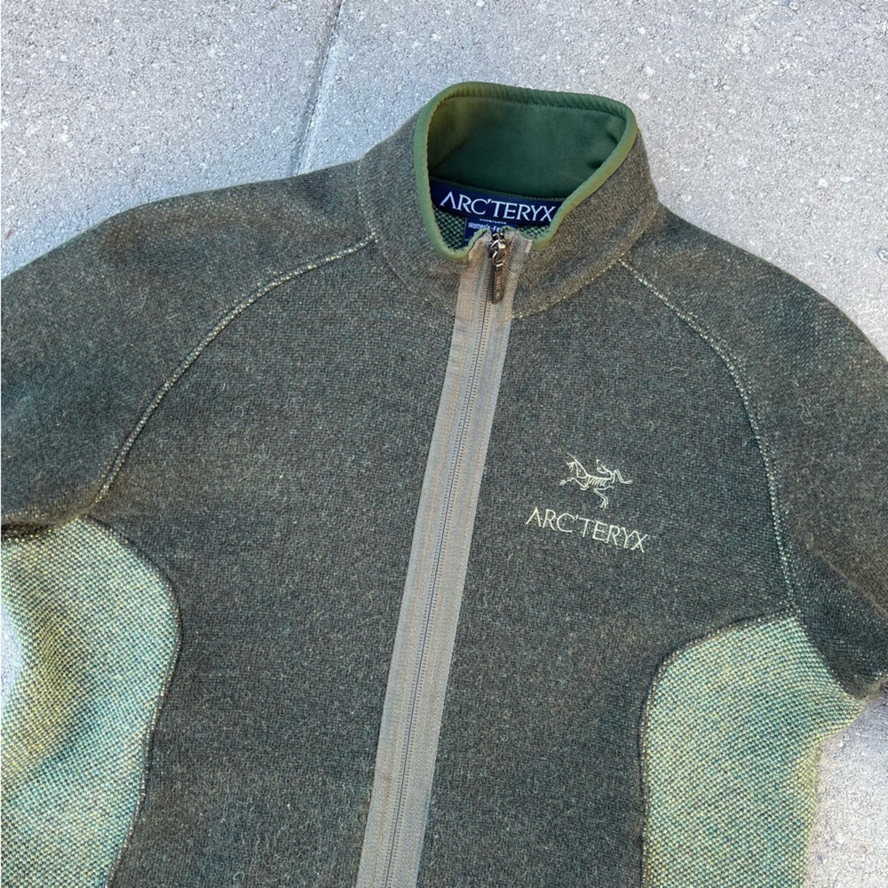 Arc’teryx Jacket - Picture 3 of 10